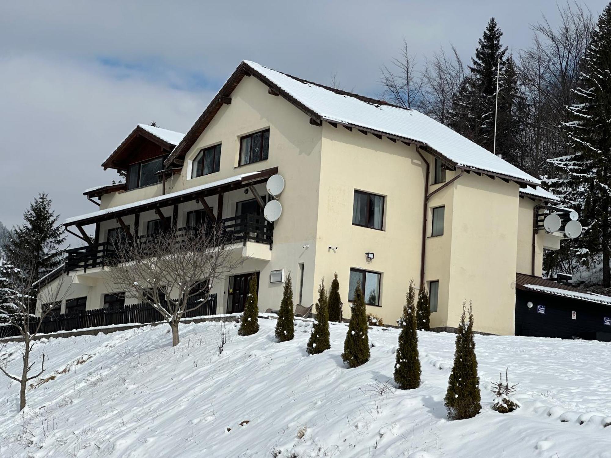 Pensiunea Magura Exterior photo